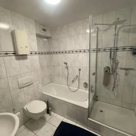 Paderborn, Naehe Lippesee & Scp-arena